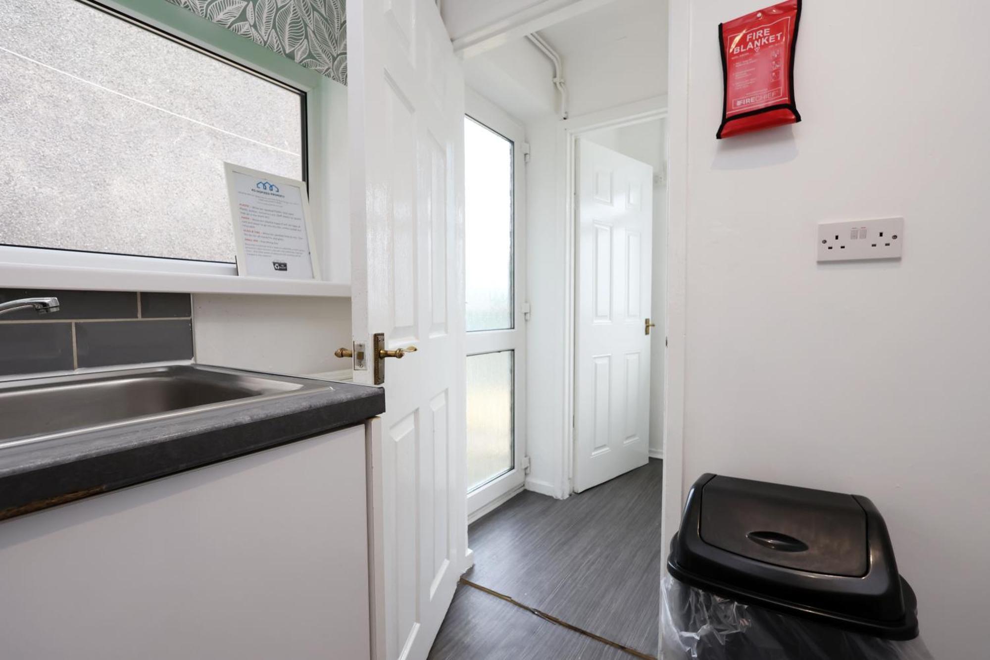 Viewing Deck, On-Street Parking, Tv In Every Room Swansea Exterior photo